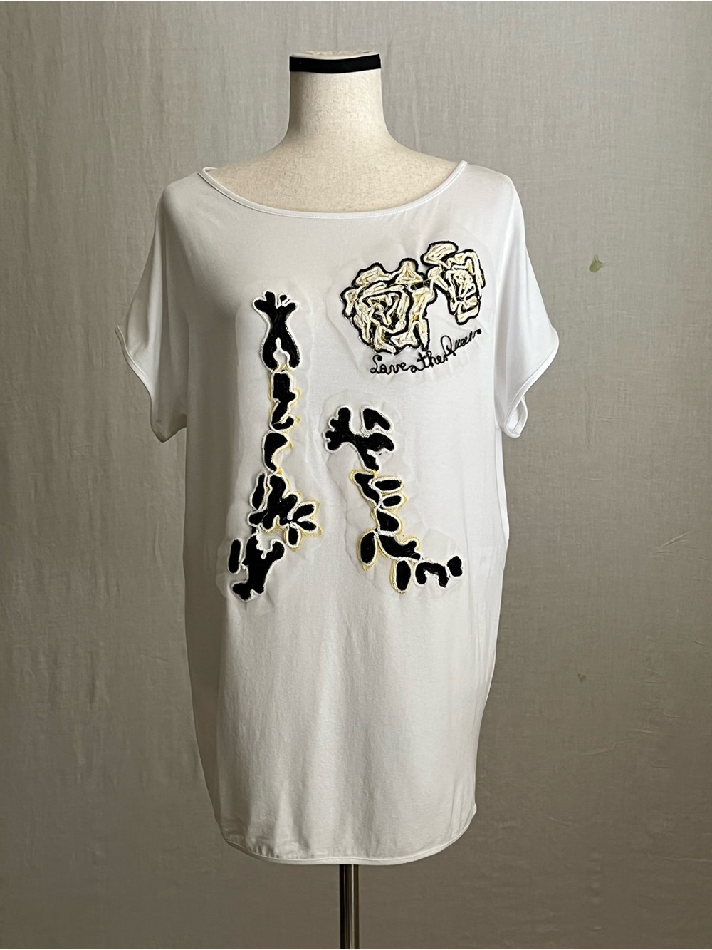 NWT SAVE THE QUEEN! Sun - Embroidered Appliqué Oversized Tunic Tee Coverup - S